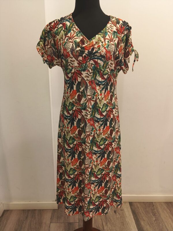 Vestido estampado calado